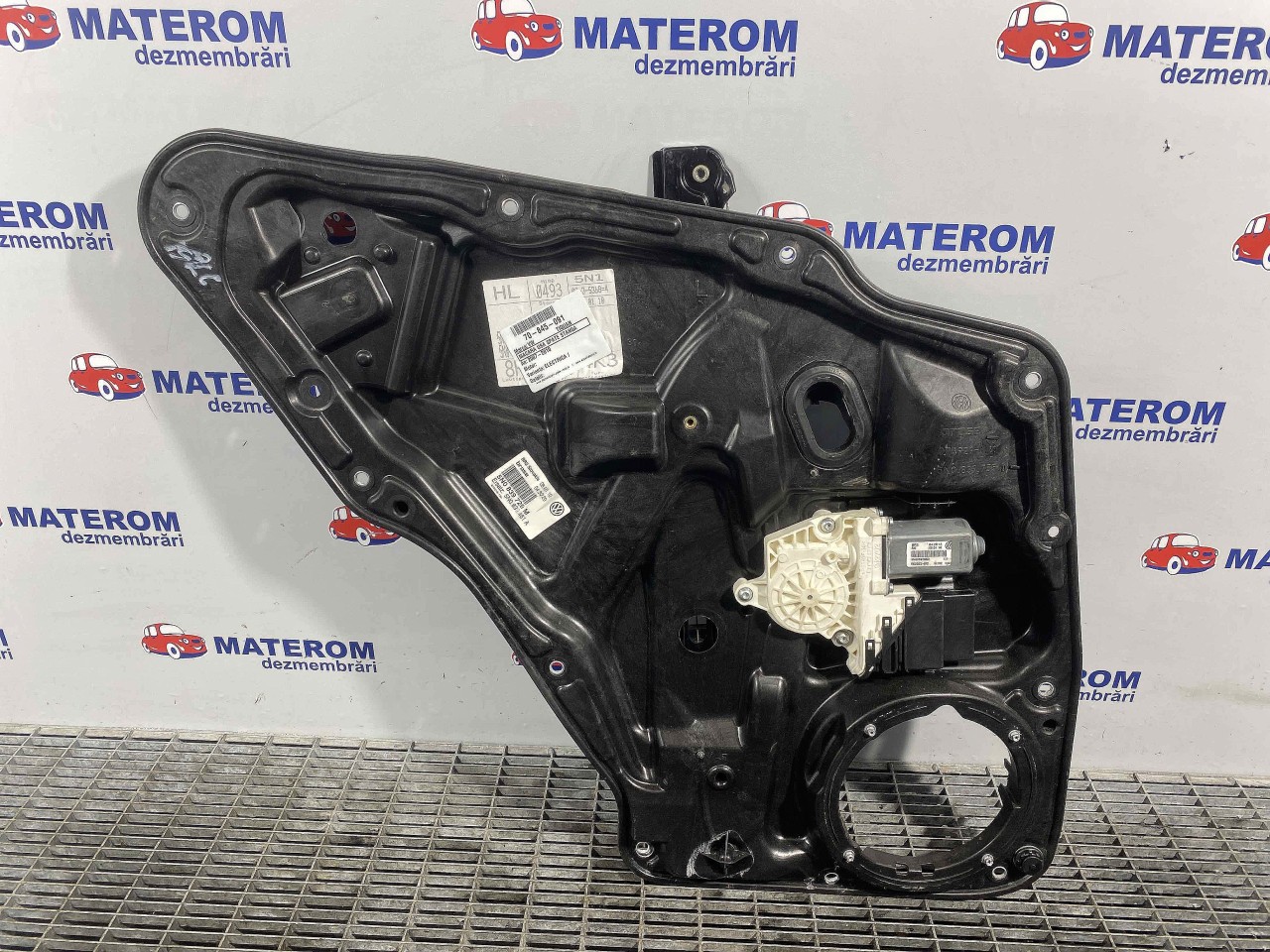 MACARA USA SPATE STANGA VW TIGUAN - - (2007 2010)