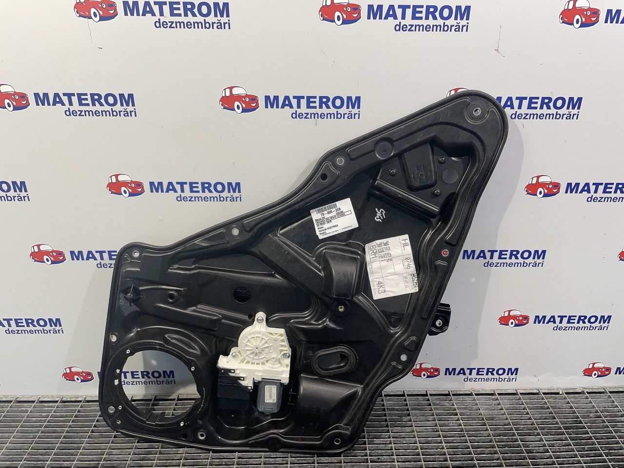 MACARA USA SPATE STANGA VW TIGUAN - - (2010 2015)
