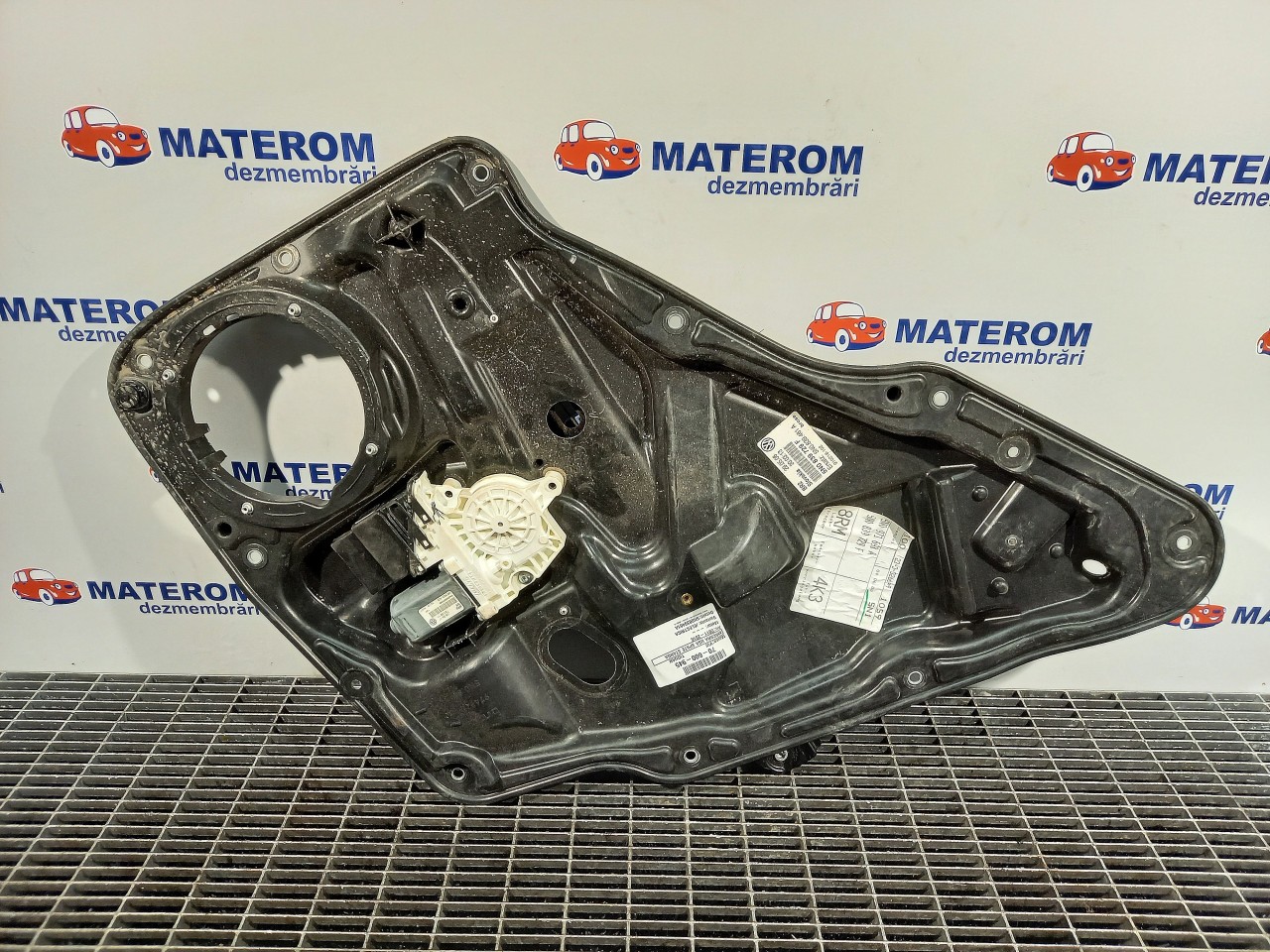MACARA USA SPATE STANGA VW TIGUAN TIGUAN - - (2010 2015)