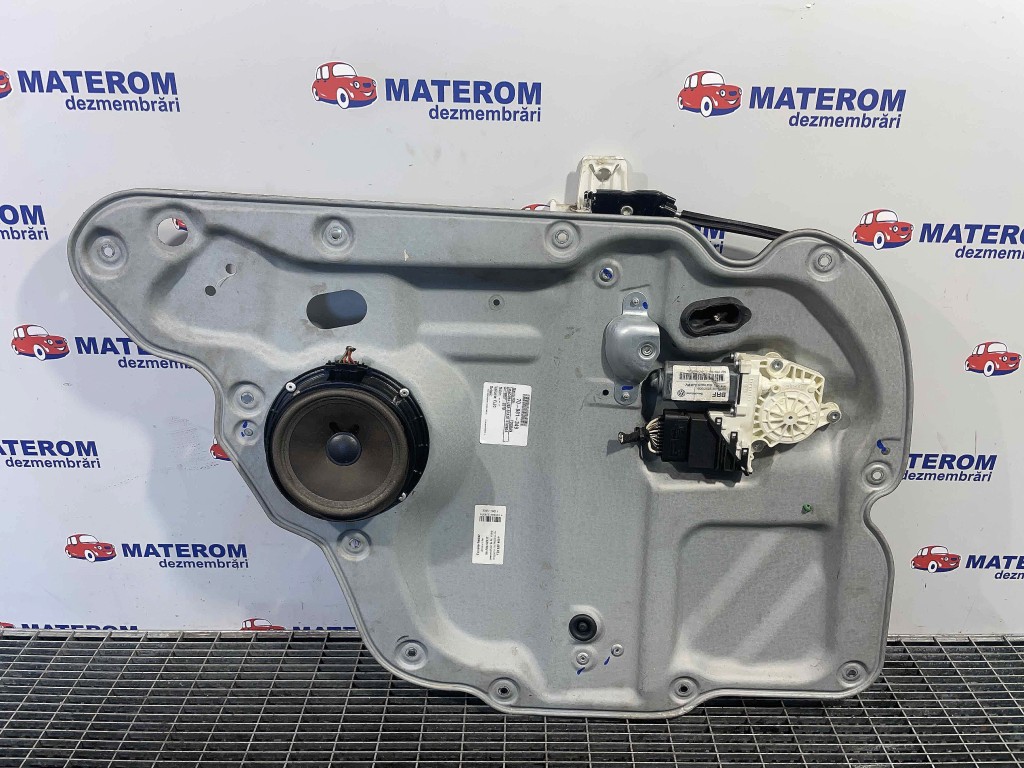 MACARA USA SPATE STANGA VW TOURAN - - (2
