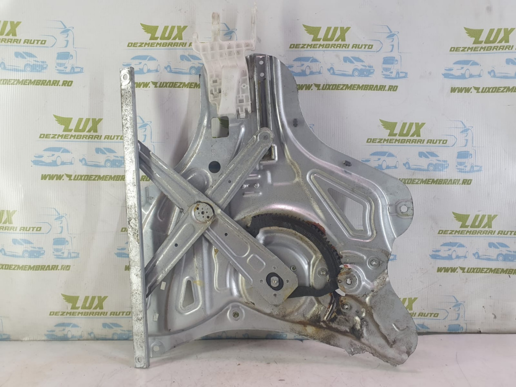 Macara usa stanga fata 82470-2y340 Hyundai ix35 [2009 - 2013] 2.0 crdi D4HA