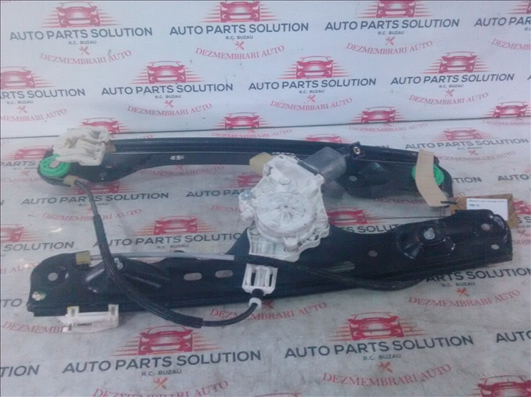 Macara usa stanga fata BMW X1