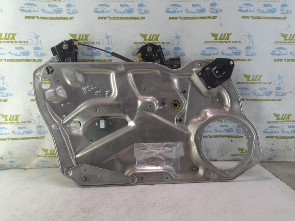 Macara usa stanga fata Mercedes-Benz CLS-Class C218/X218 [2011 - 2014] 3.0 cdi om642854