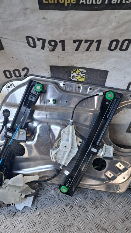 Macara usa stanga fata Mercedes E-Klass W212 S212 2.2 CDI cod motor OM651924 ,an 2014