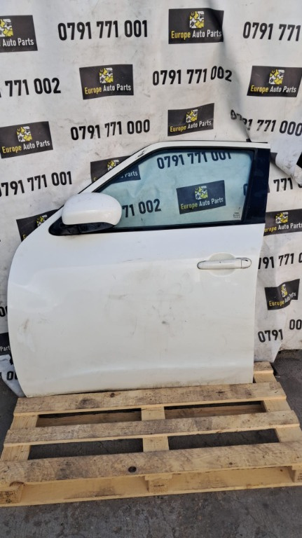 Macara usa stanga fata Nissan Juke an 2011
