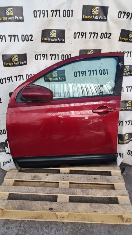 Macara usa stanga fata Nissan Qashqai J10 an 2011