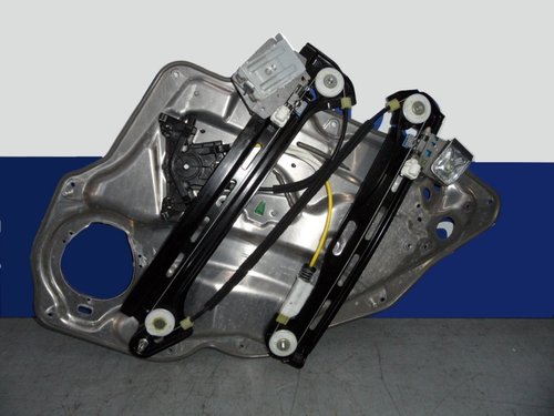Macara usa stanga spate Mercedes CLS W218