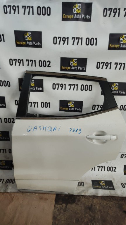 Macara usa stanga spate Nissan Qashqai 1.3 benzina 103 Kw / 140 Cp transmisie automata an de fabrica...