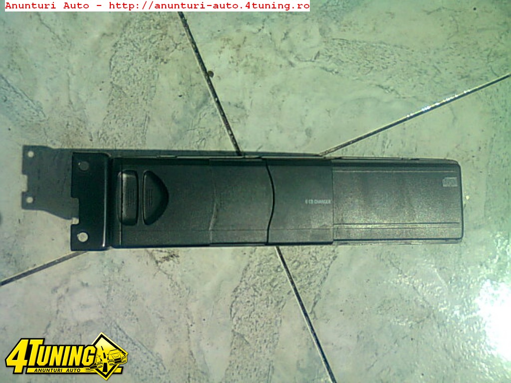 Magazie C D BMW 330xd E46