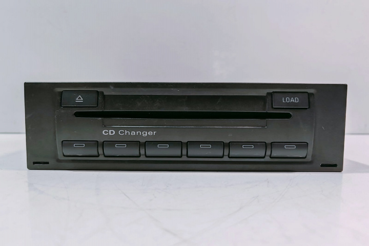 Magazie CD 8E0035111D Audi A4 B7 [2004 - 2008]