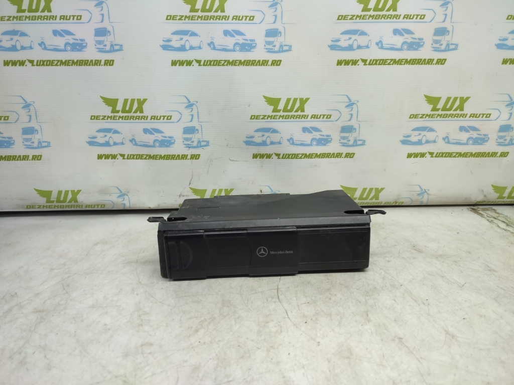 Magazie CD A2208274642 Mercedes-Benz C-Class W203 [2000 - 2004]