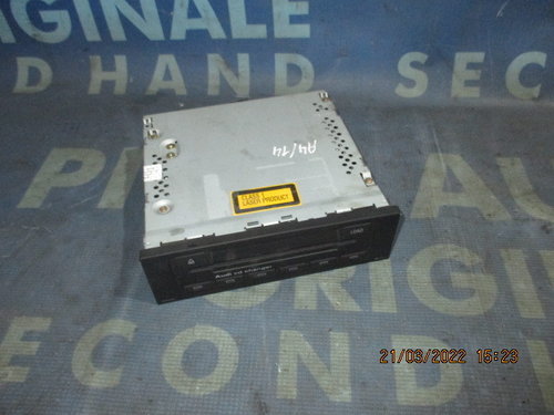 Magazie CD Audi A4 2002; 8E0035111