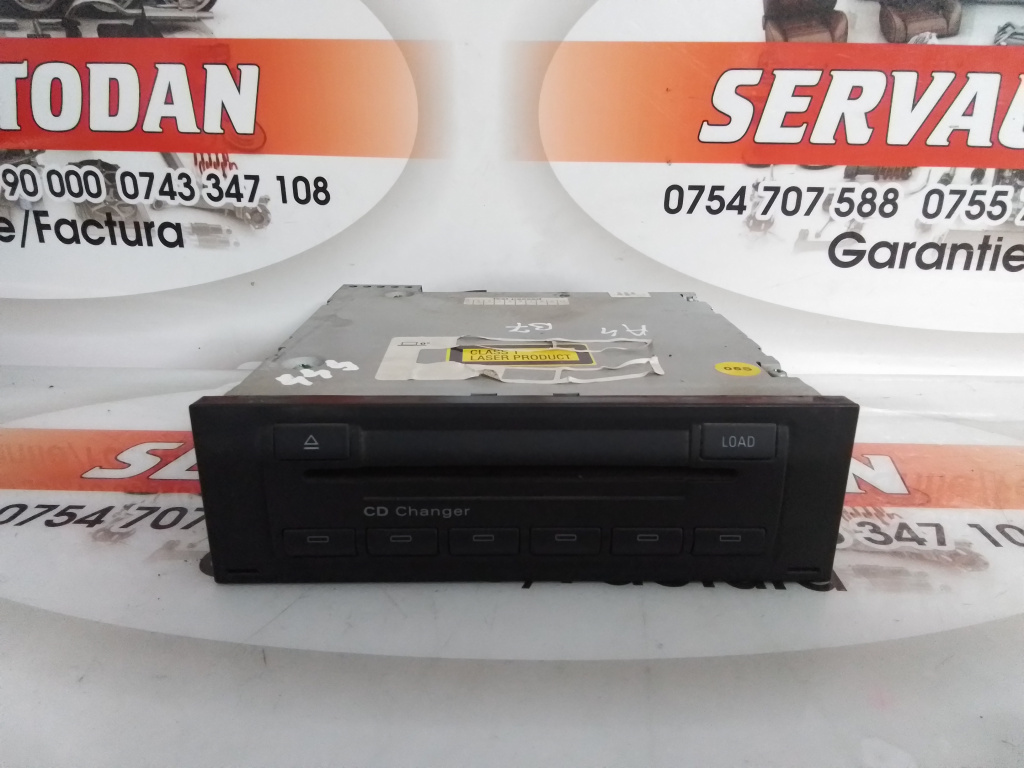 Magazie CD Audi A4 (2004-2008) [8EC, B7] 2.0 Motorina 2007, 8E0035111D