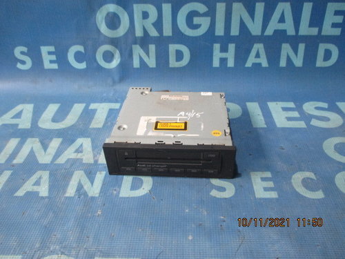 Magazie CD Audi A4 2006; 8E0035111D