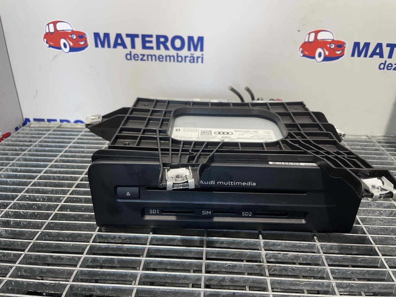 MAGAZIE CD AUDI A4 A4 - - (2015 2018)