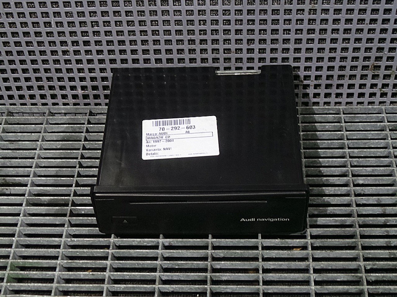 MAGAZIE CD AUDI A6 - - (1997 2001)