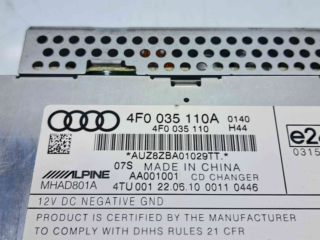 Magazie CD Audi A6 (4F2, C6) facelift [Fabr 2004-2010] 4F0035110A