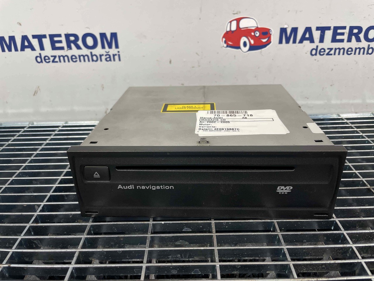 MAGAZIE CD AUDI A8 - - (2002 2005)