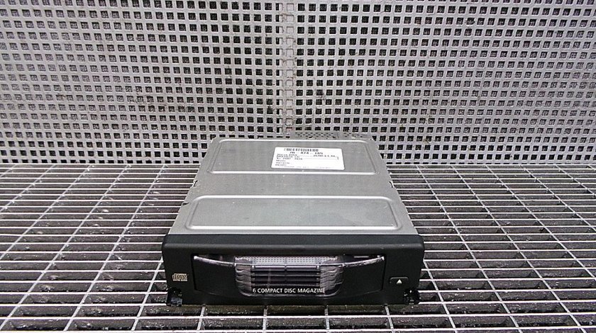 MAGAZIE CD BMW SERIA 5 E 60 --- (2007 - 2010)