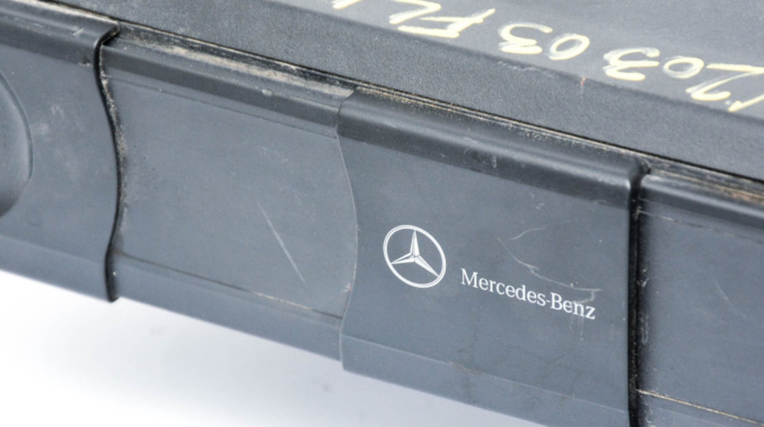 Magazie Cd Mercedes-Benz C-CLASS (W203) 2000 - 2007 A2038209089, A 203 820 90 89, 203 820 90 89, 2038209089