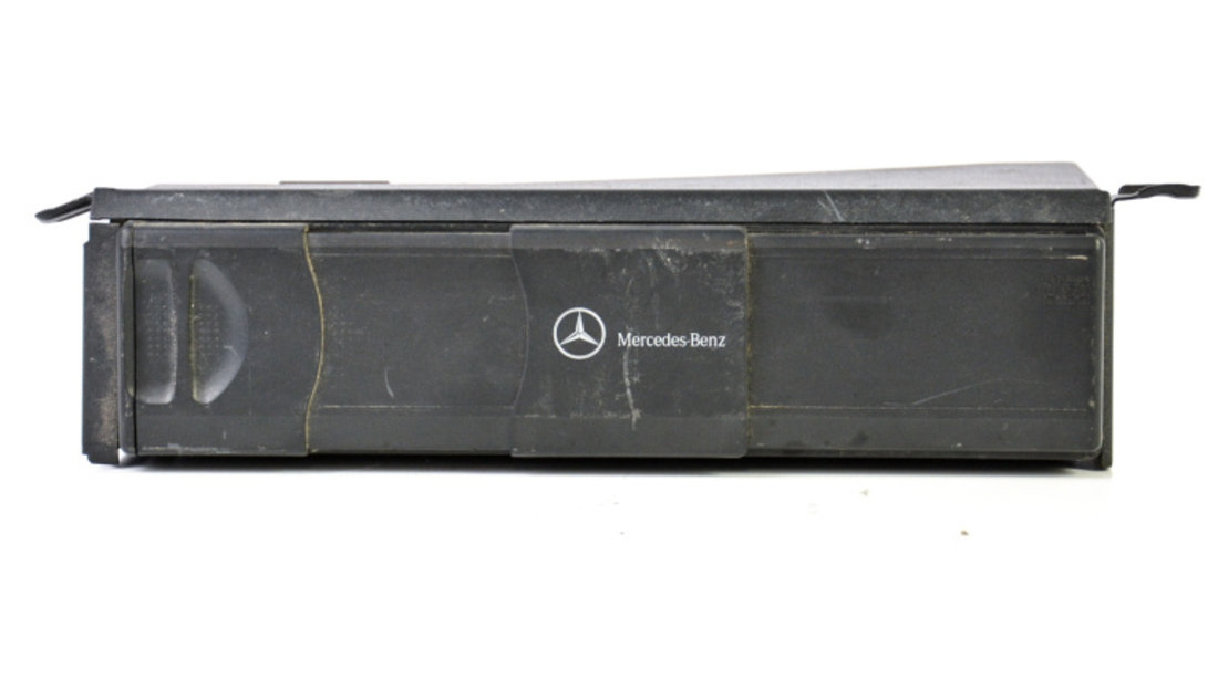 Magazie Cd Mercedes-Benz C-CLASS (W203) 2000 - 2007 A2038209089, A 203 820 90 89, 203 820 90 89, 2038209089