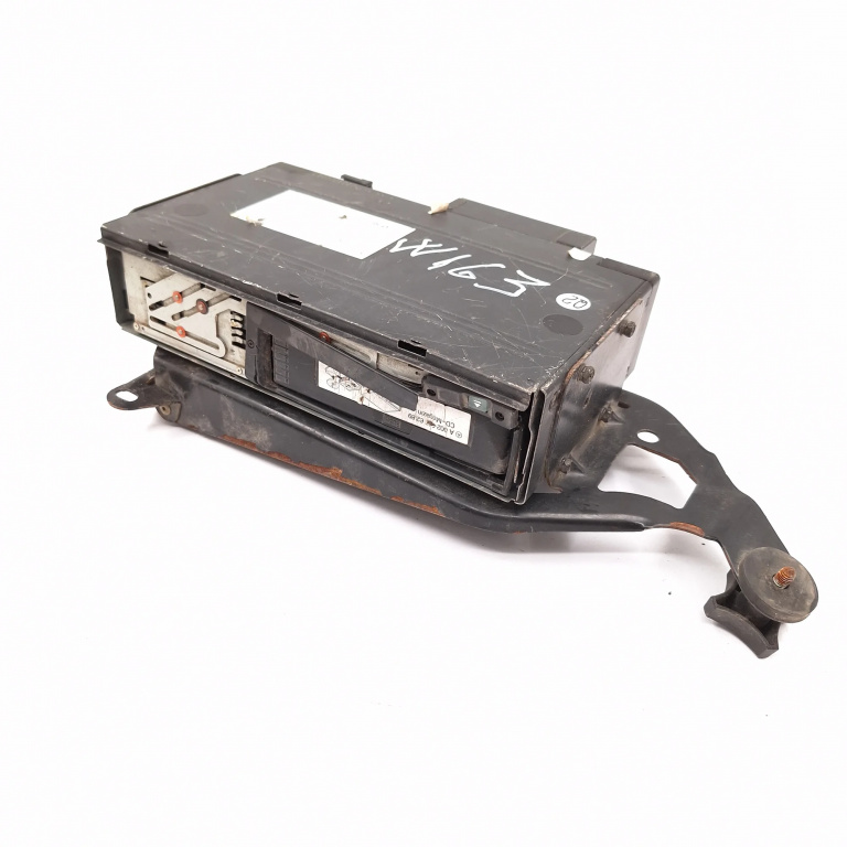 Magazie Cd Mercedes-Benz Ml / M-Class (W163) 1997-2005 A2038209089, A 203 820 90 89, Mc3010, Eirl020109