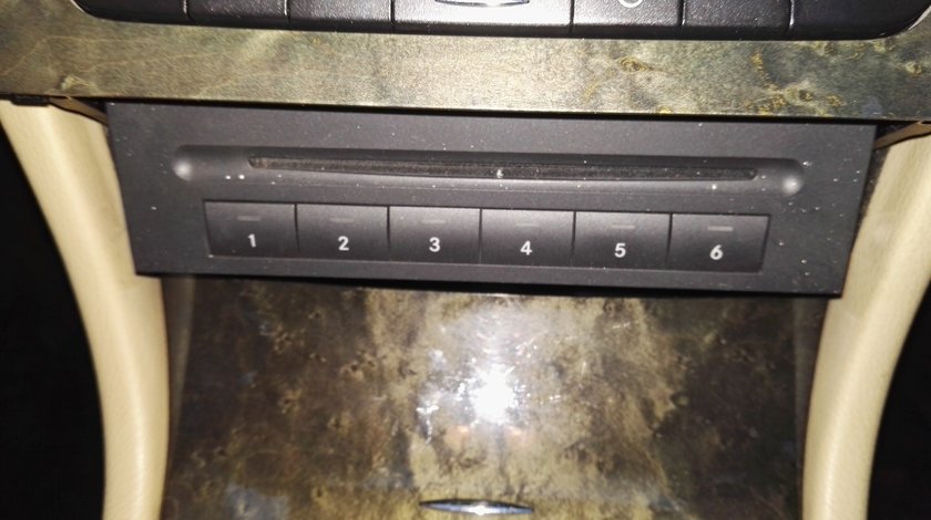 Magazie cd Mercedes E class w211 Facelift Avantgarde
