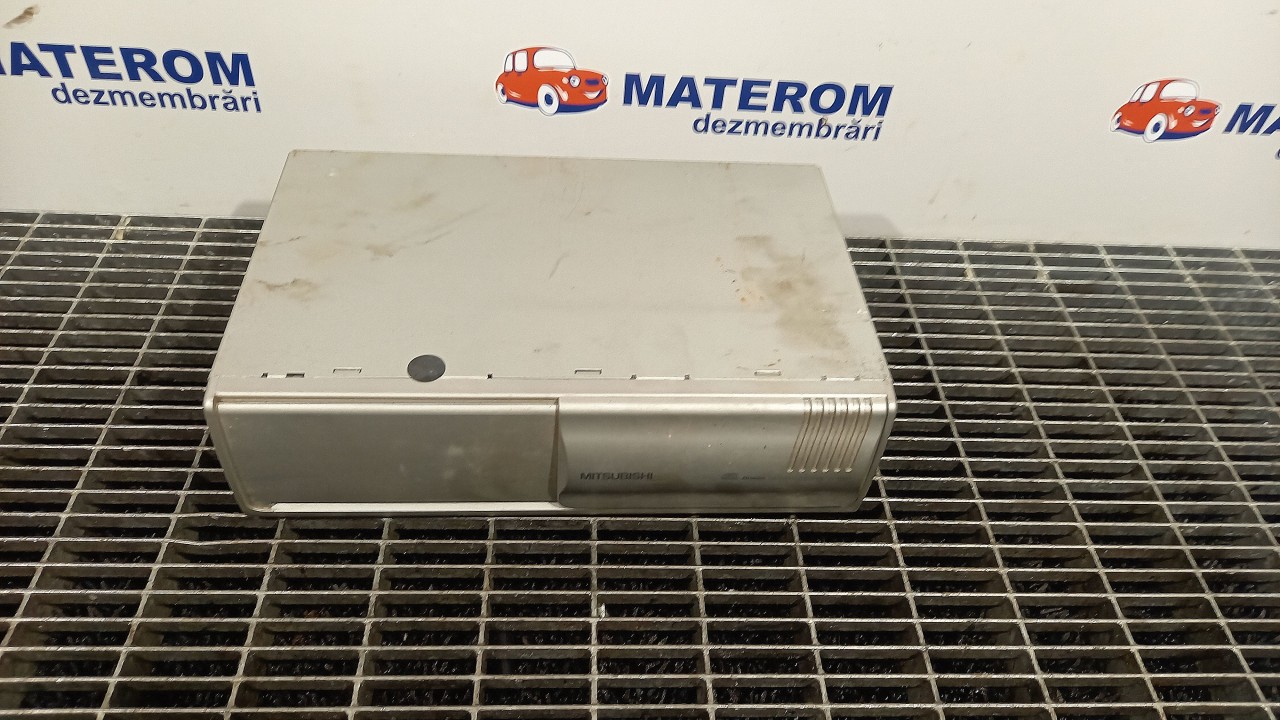 MAGAZIE CD MITSUBISHI PAJERO PAJERO - - (2000 2006)