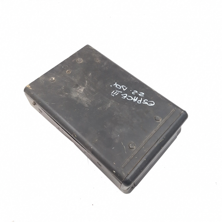 Magazie Cd Renault Espace Mk 3 1996-2002 2.2 Dci (Je0K) G9T 710 Motorina 6025313990A, 6025 31 3990A, Cdx-M2096Zrn, Cdxm2096Zrn, E13 020300, E13020300, Ui 030583, Ui030583, Xb/Ew, Xbew, Al 097.8, Al 0978, Al097.8, Al0978, Esa T 8Au, Esat8Au Pioneer