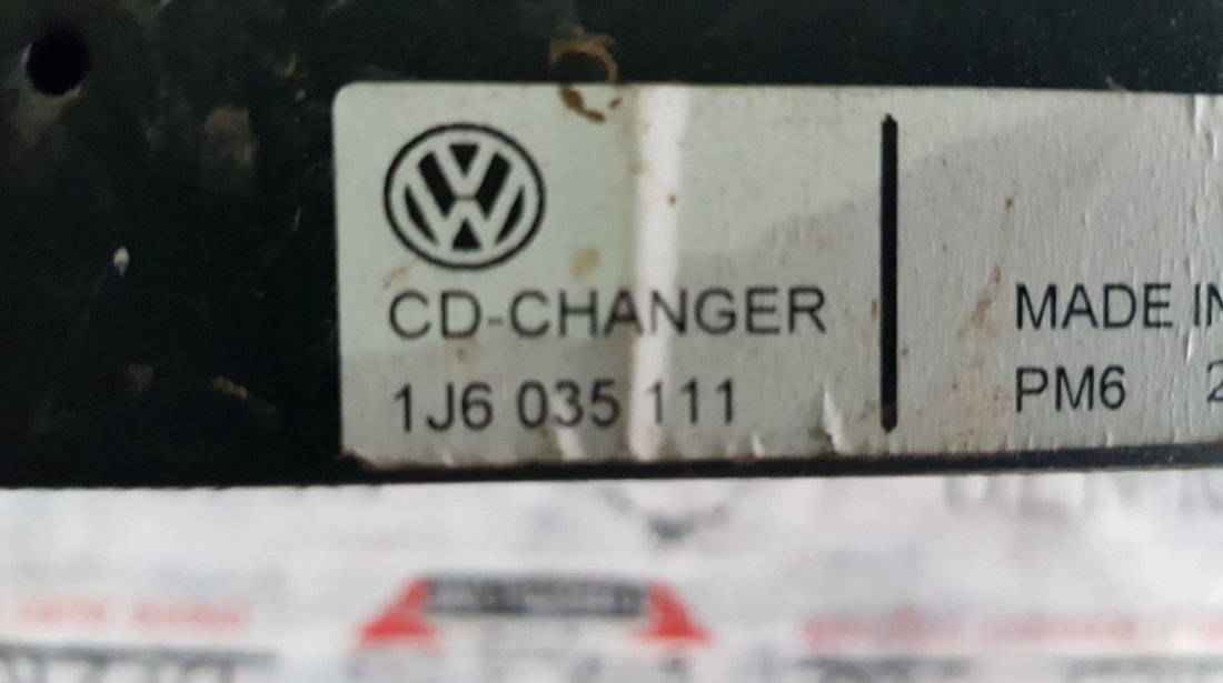 Magazie CD-uri Seat Leon II cod piesa : 1J6035111
