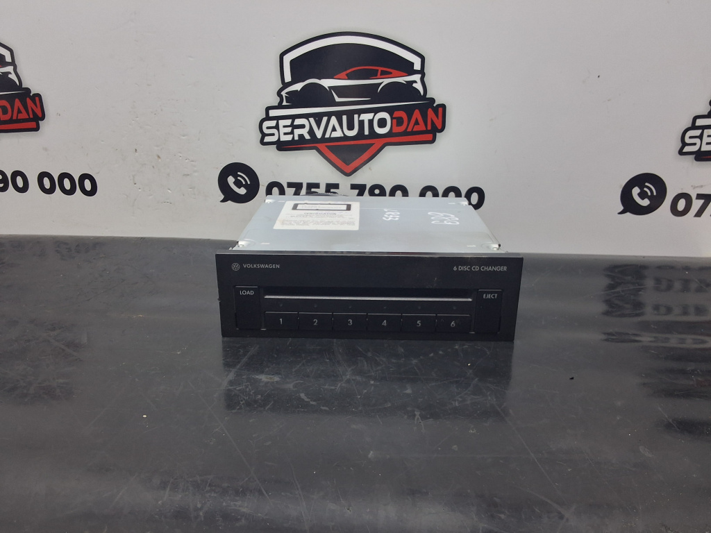 Magazie CD Volkswagen Tiguan (2007-2011) 2.0 Motorina 2010, 1K0035110A