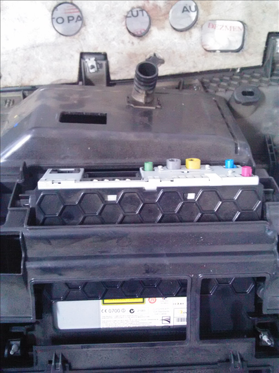 Magazie Cd VOLKSWAGEN TOUAREG an fabr. 2014