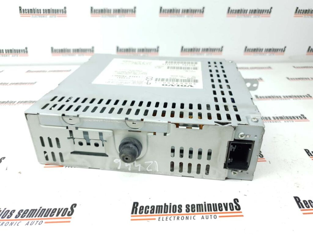 Magazie CD VOLVO XC90 30657550 1 / 30657550130657550 1 / 306575501