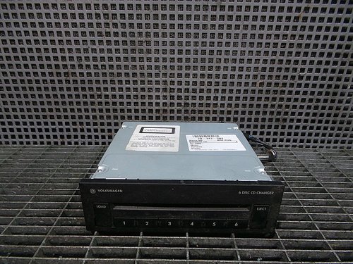 MAGAZIE CD VW GOLF V PLUS - - (2005 2008)