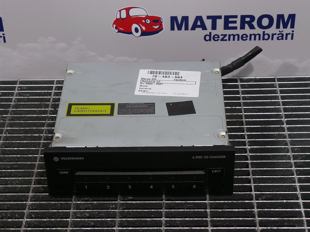 MAGAZIE CD VW TOURAN - - (2003 2007)