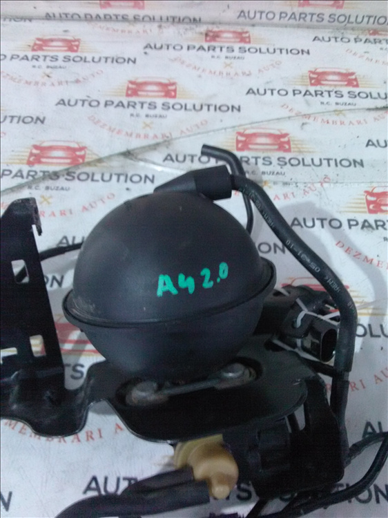 Magazie vacuum AUDI A4 B8 2.0 TDI an fabr 2011