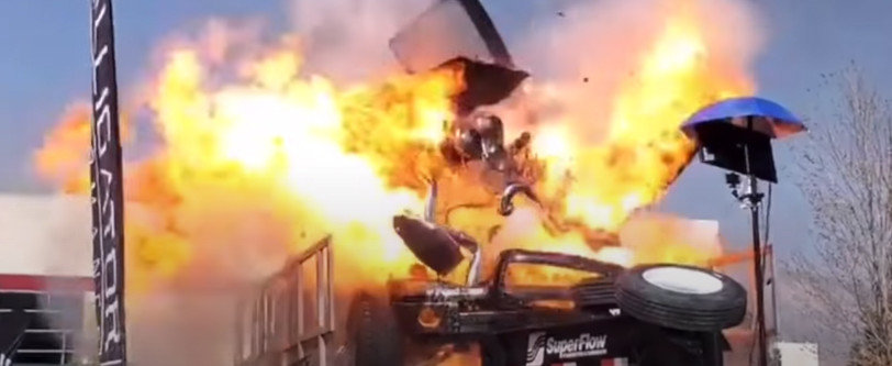 Mai rar prinzi asa ceva pe camera. Momentul in care explodeaza un motor diesel de 3000 CP