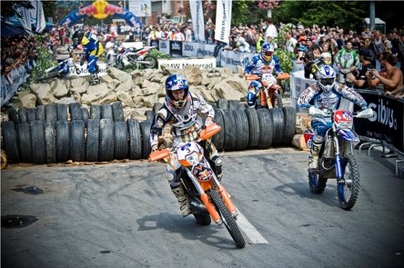 Mai sunt doar 2 zile pana la startul celui mai dificil raliu hard enduro din lume Mai sunt doar 2 zile pana la startul celui mai dificil raliu hard enduro din lume