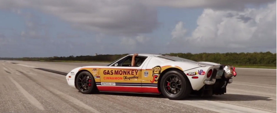 Mananca Bugatti-uri la micul dejun si Koenigsegg-uri la pranz. Acest Ford GT prinde 470 km/h in mai putin de doi kilometri