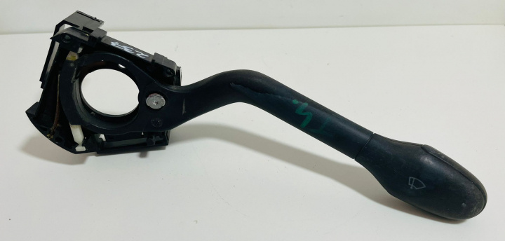 Maneeta stergator Bloc Lumini 703953503 / 703 953 503 Volkswagen VW Transporter T4 [1990 - 2003]
