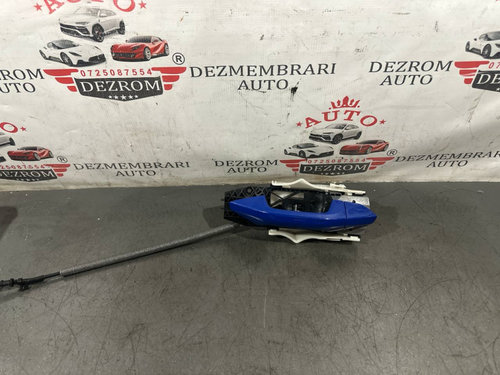 Maner + antimoniu usa stanga fata culoare LV5F 8Y0837205A Skoda Octavia IV Sedan (NX3) 1.5 TSI G-TEC...