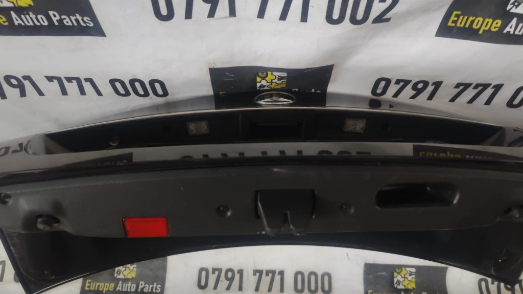 Maner capota portbagaj Mercedes C-Class W204 2.2CDI an 2012