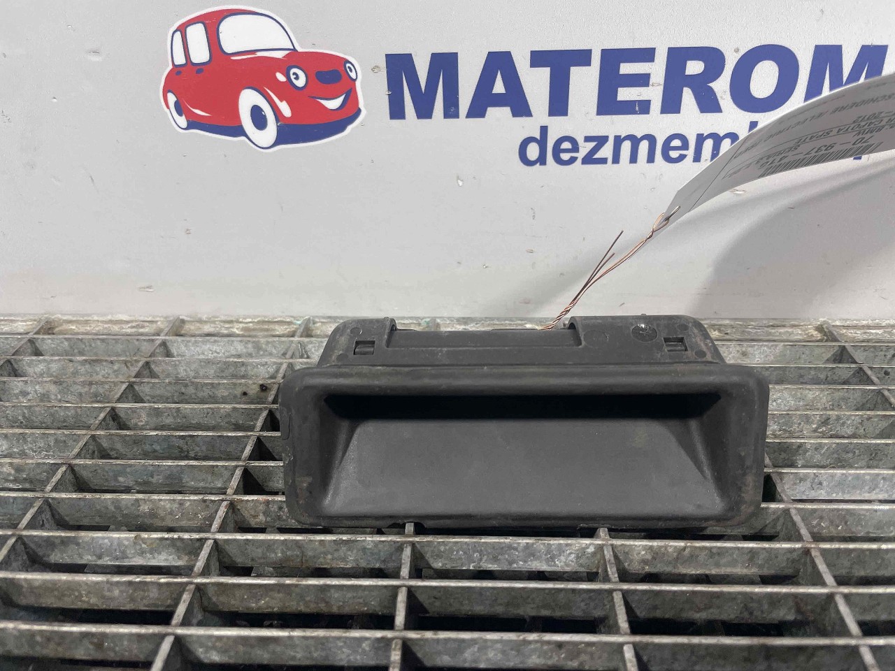 MANER CAPOTA SPATE BMW SERIA 1 E 81 - - (2007 2011)