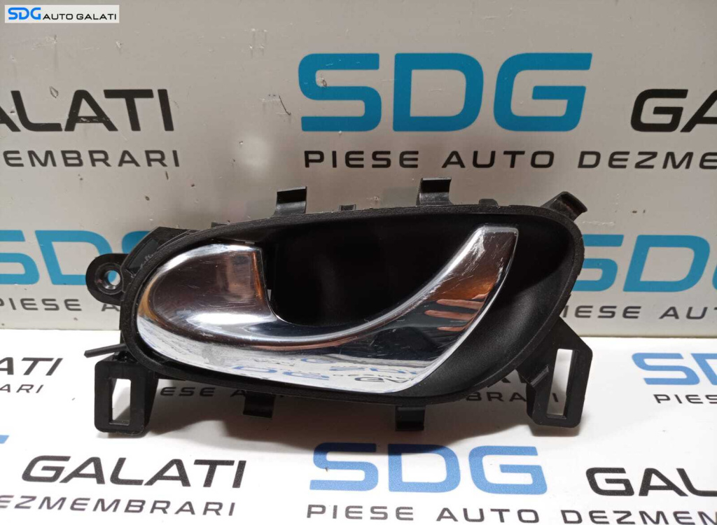 Maner Clapeta Interior Deschidere Usa Portiera Stanga Fata Nissan Qashqai J11 2013 - 2020 Cod 80671-4EA0 [M4126]