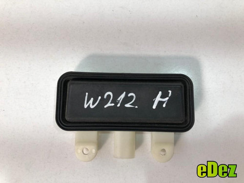 Maner deschidere capota Mercedes E-Class (2009->) [W212] a2218702410