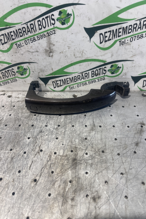 Maner deschidere din exterior 8T0.837.205.A Audi A4 B8/8K [2007 - 2011] Sedan 4-usi