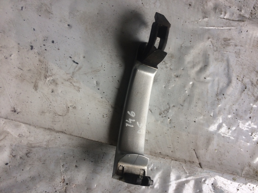 Maner deschidere din exterior usa dreapta spate Volkswagen VW Golf 4 [1997 - 2006] Hatchback 5-usi 1.9 TDI MT (131 hp) (1J1)