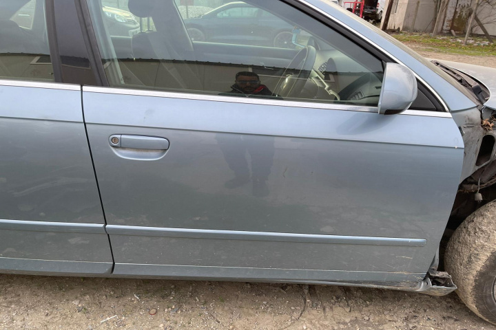 Maner deschidere din exterior usa fata dreapta Audi A4 B7 [2004 - 2008] Sedan 4-usi 2.0 TDI MT (140 hp)