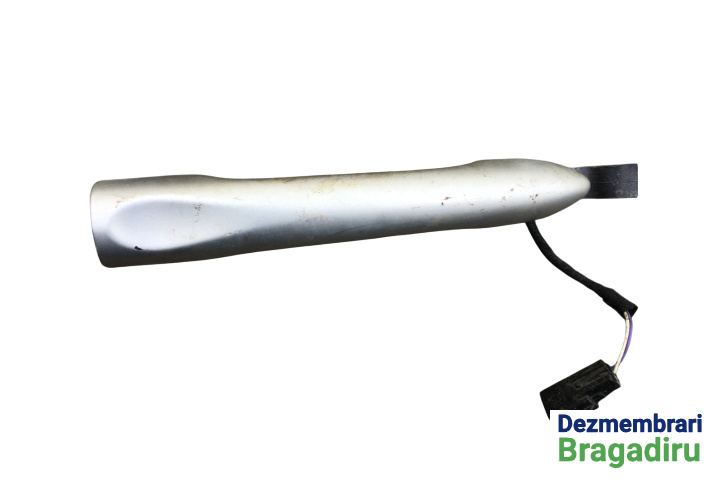 Maner deschidere din exterior usa fata dreapta Renault Megane 3 [2008 - 2014] wagon 5-usi 1.9 dCi MT (130 hp) EURO 5