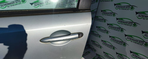 Maner deschidere din exterior usa fata stanga Renault Laguna 2 [2001 - 2005] Grandtour wagon 1.6 MT ...